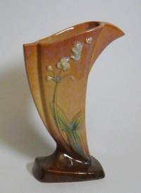 PK1023 Vase  Roseville  U.S.A.