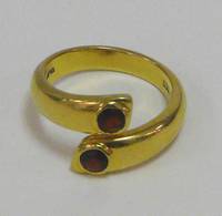 SU7003 Gold - Spiralring  mit  Rubinen