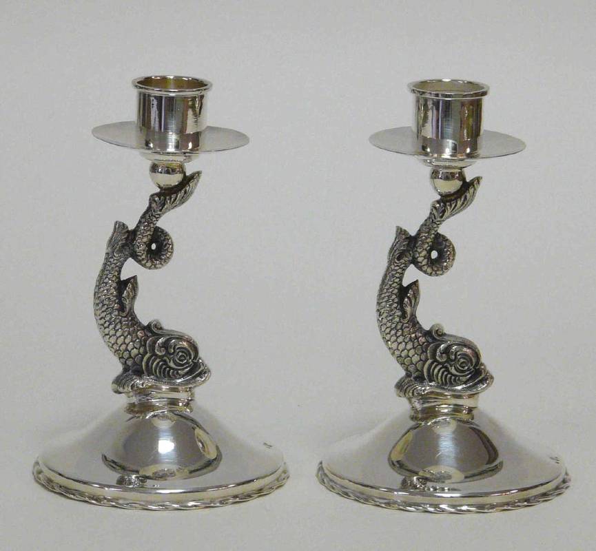 MT5050 Paar  Delphin - Leuchter   Silber