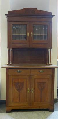 MB9010 Jugendstil - Aufsatzschrank