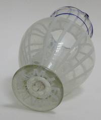 PK1032 Glas - Kanne   Fadendekor