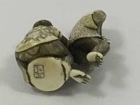 AS10003 Netsuke   Affendressur