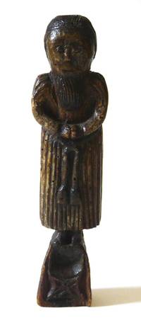 SK3014 Kleinplastik   eines  Mönches (wohl 14. Jahrhundert)