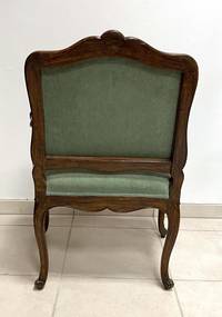 MB9017 Fauteuil  Louis  XV.