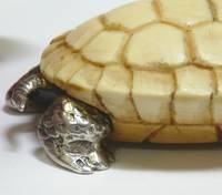 MT-067 Russische  Silber - Bein - Schildkröte