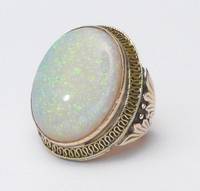 SU7049 Ring mit großem Opal