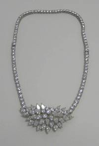 SU7010 Wandelbares, prachtvolles   Brillant - Collier